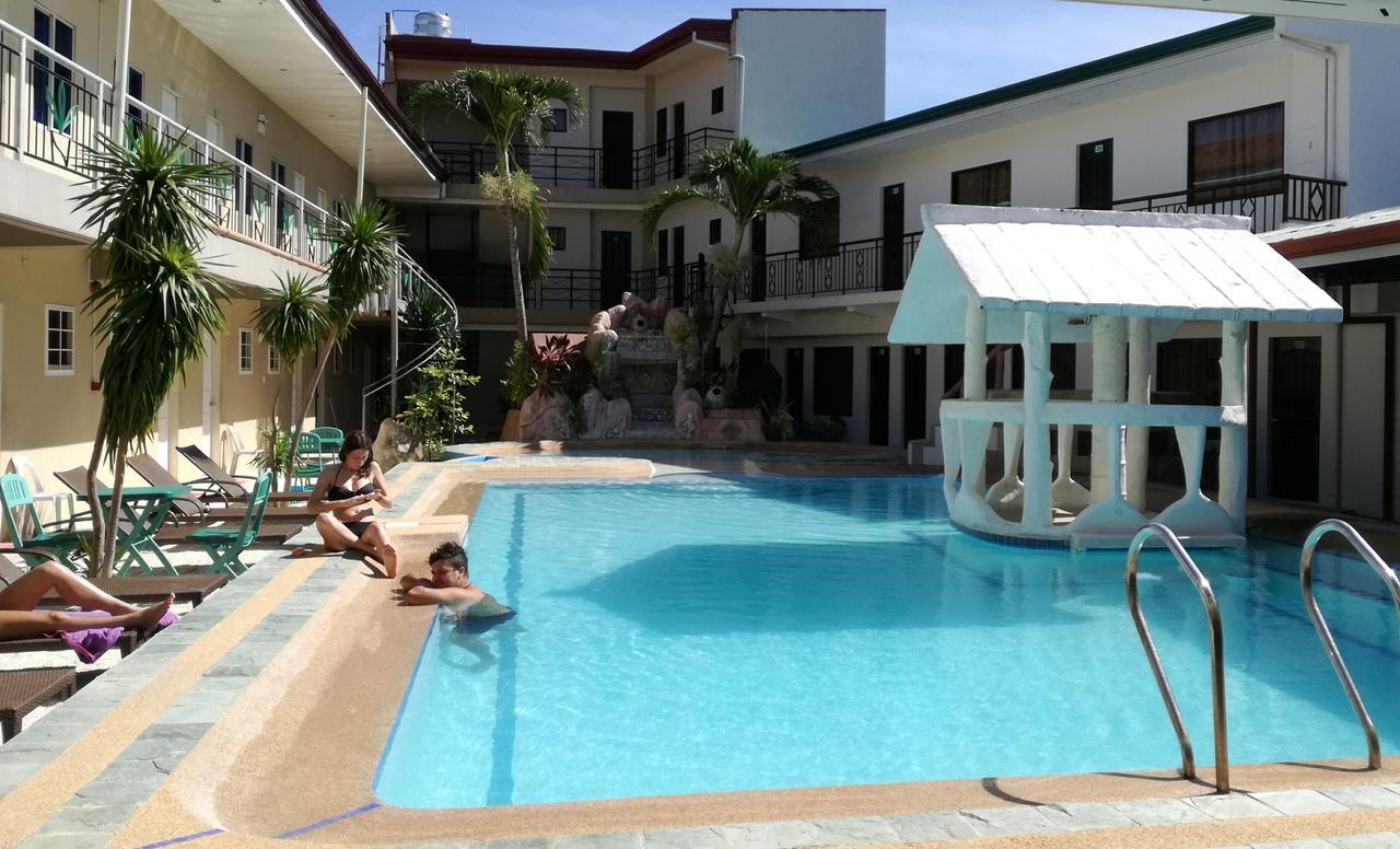 Richdel Hotel Resort Isla de Mactán Exterior foto