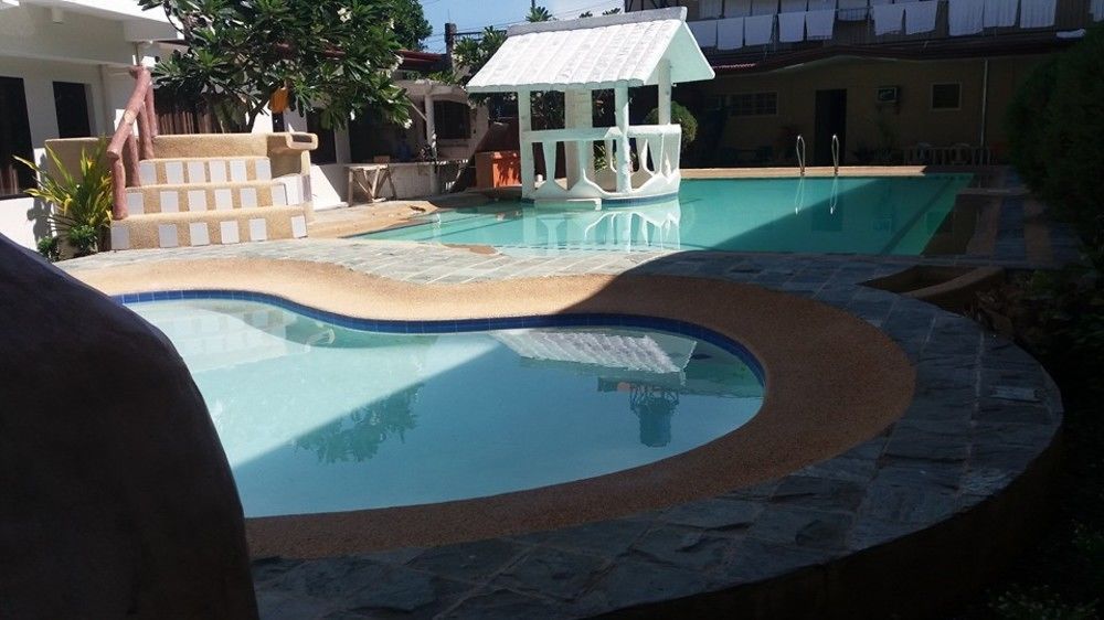 Richdel Hotel Resort Isla de Mactán Exterior foto